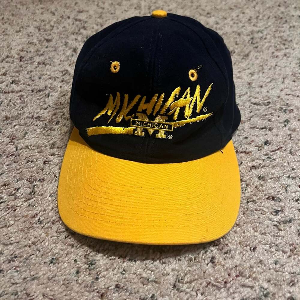 Vintage Signatures Michigan Wolverines Snapback Hat Cap